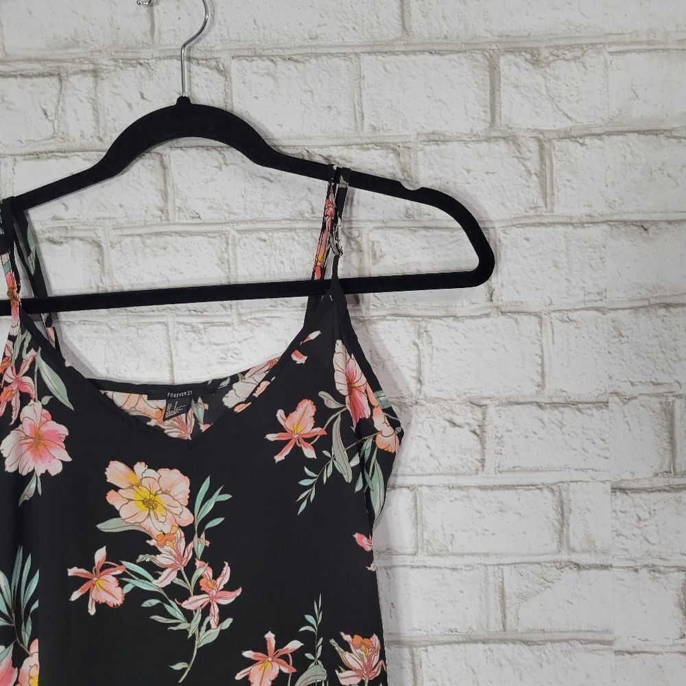 Forever 21 floral tank top - Picture 3 of 11